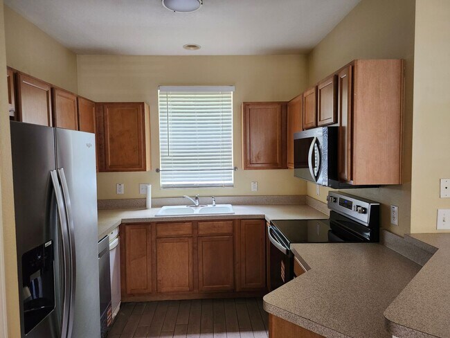 Foto del edificio - Townhome Near MLK and I-75