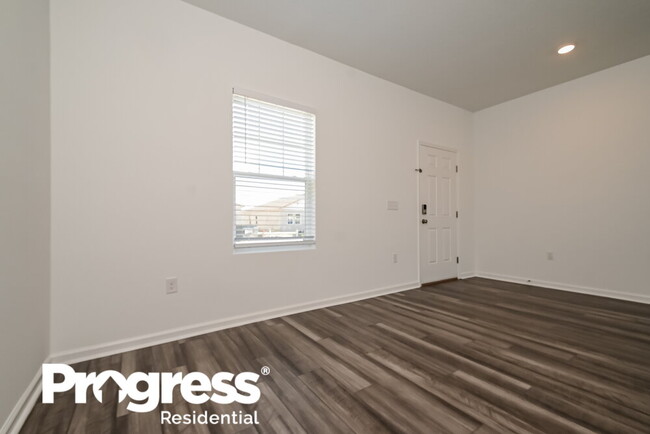 Building Photo - 834 Ribbon Grass Lp