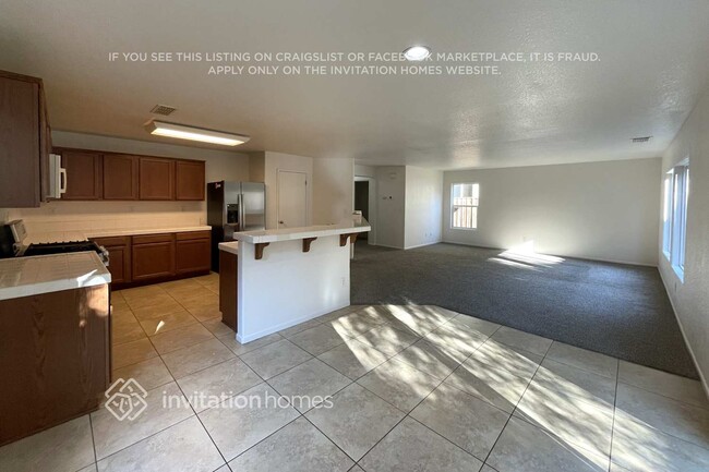 Building Photo - 382 Craftsman Dr