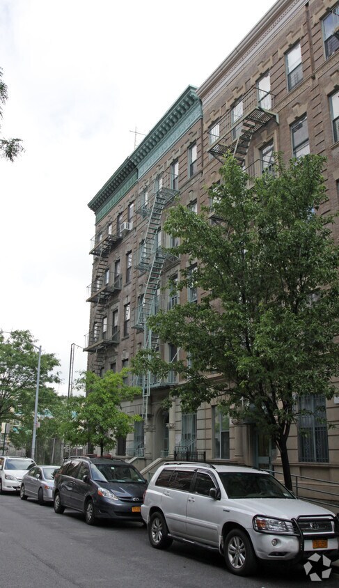 Primary Photo - 271 W 140th St