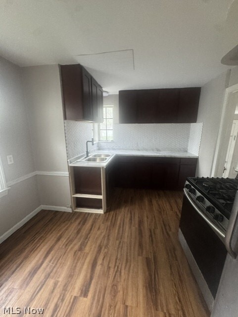 Foto del edificio - 3830 Berkeley Rd