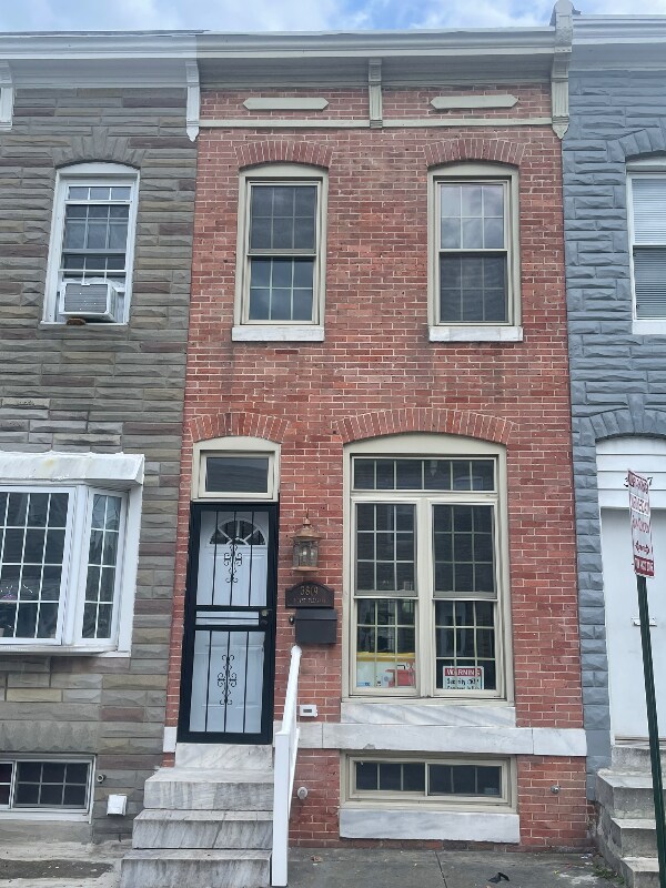 Building Photo - 3819 Mt Pleasant Ave