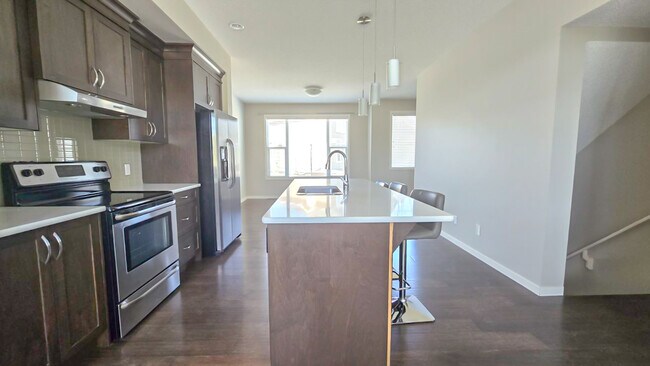 Building Photo - 552 Panatella Walk NW