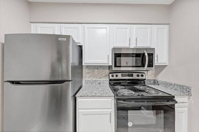 Interior Photo - The Landing on Emerald Pointe