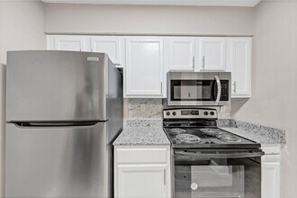 Interior Photo - The Landing on Emerald Pointe
