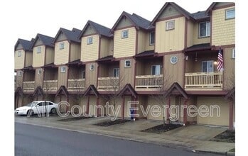 Building Photo - 3110 S 43rd St