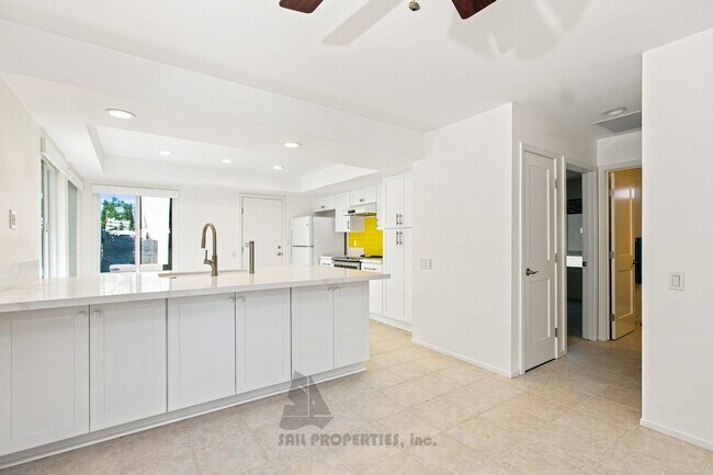 Foto del edificio - 1508 Lakeside Ln