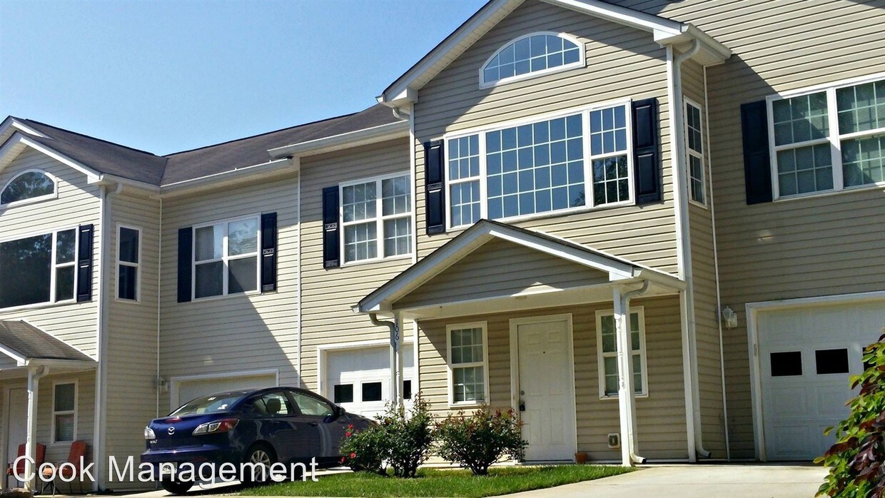 106 Pointe Cir, Dahlonega, GA 30533 House for Rent in Dahlonega, GA