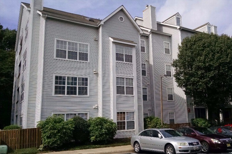 18516 Boysenberry Dr, Montgomery Village, MD 20879 Apartments in