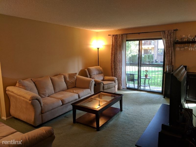 Foto principal - 1150 W St Georges Ave