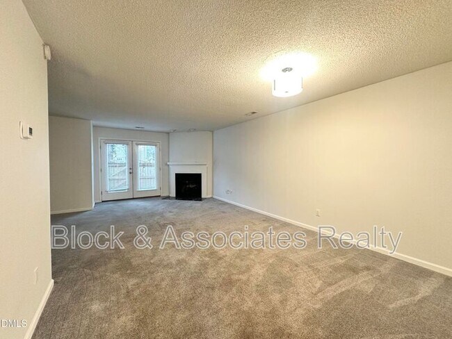 Foto del edificio - 5620 Bridgetowne Way