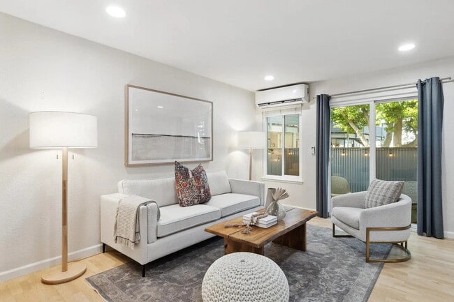 Foto del edificio - "Chic 1-Bedroom San Jose Retreat with Luxu...