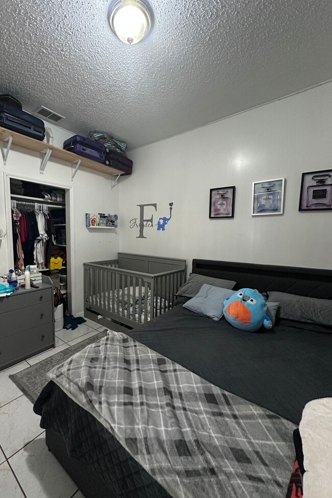 Building Photo - 1269 NW 31st St