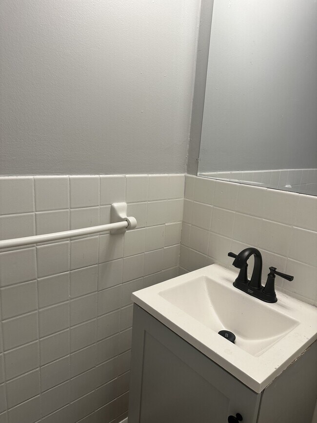 Foto del edificio - 4327 Arlington Cir