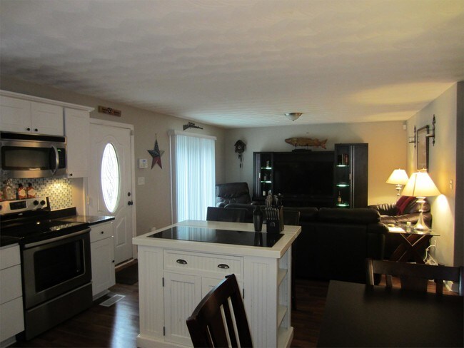 Foto del edificio - 2312 Red Tide Rd