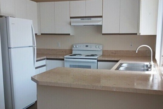 Noble Court Estates