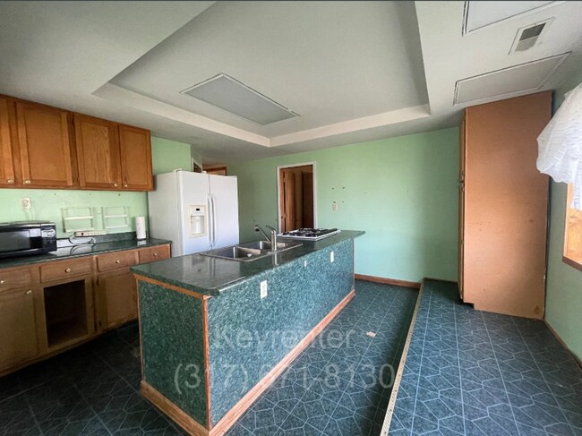 Foto del edificio - Cozy 3BR/2BA Home with Deck & Yard – Great Greenfield Location
