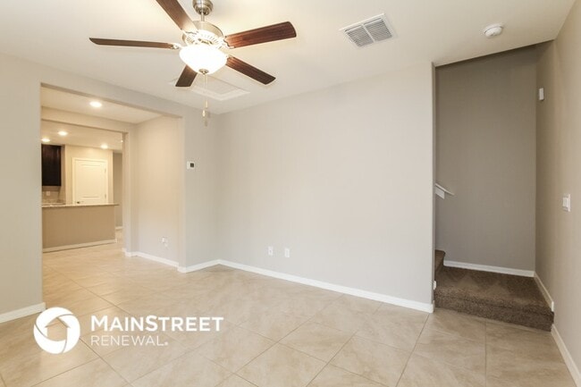 Building Photo - 3923 S 82nd Dr