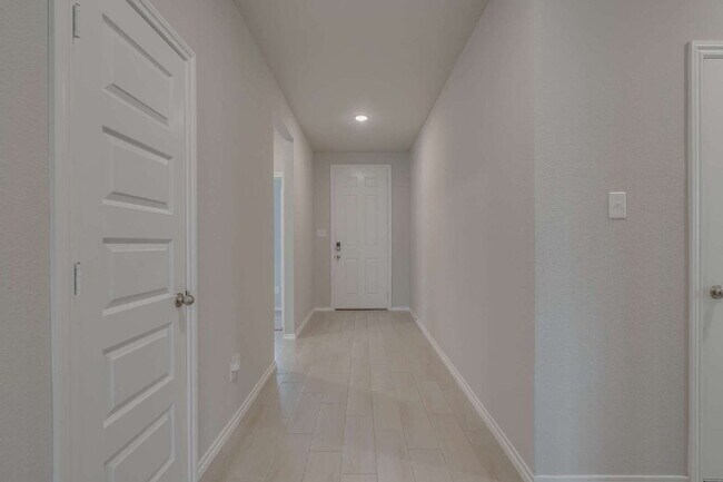 Foto del edificio - Charming 4-Bedroom Home in Eagle Mountain-...