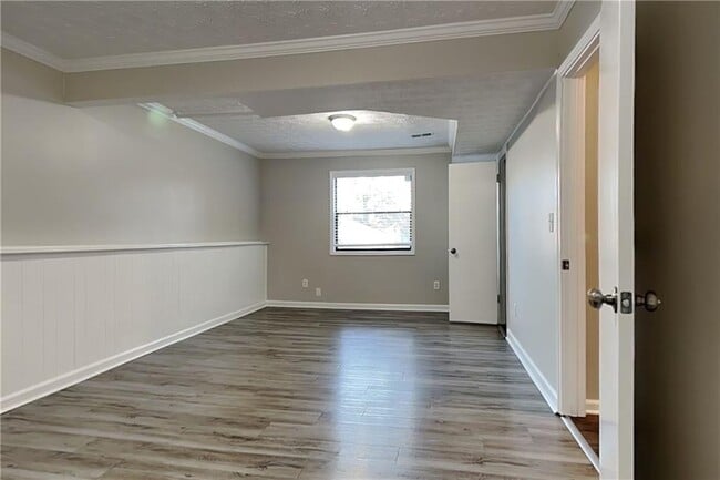 Building Photo - 2750 Herron Cir