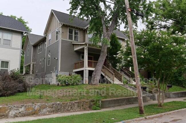 Foto del edificio - 608 S 12th St