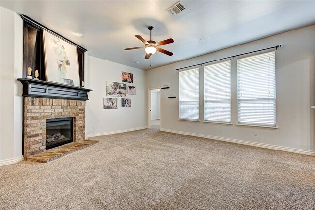 Foto del edificio - 2405 SW 137th St