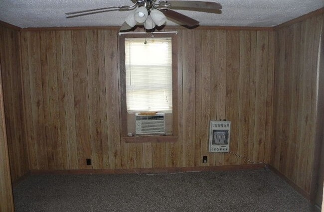 Building Photo - Lee County