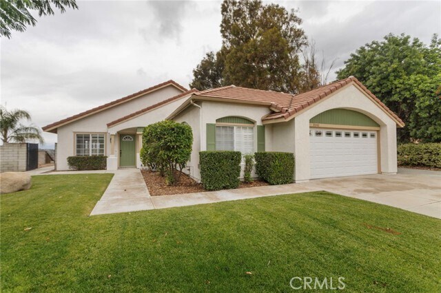 Foto del edificio - 33142 Lotus Ave