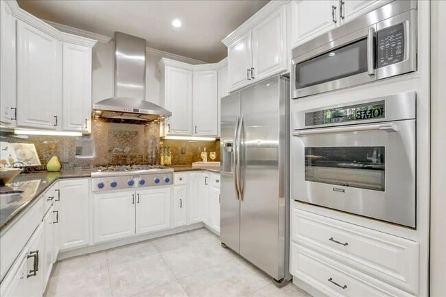 Building Photo - Bright 3 bedroom 2.5 Bath Home in Campbell