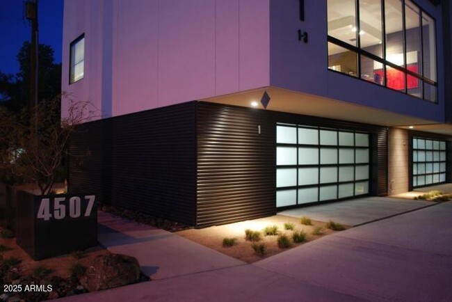 Foto del edificio - 4507 N 12th St