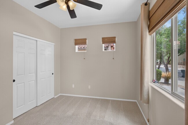 Foto del edificio - 6028 S Meadow Breeze Dr