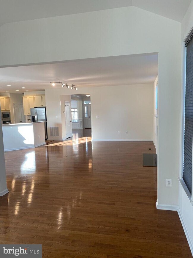 Building Photo - 43073 Ashley Heights Cir