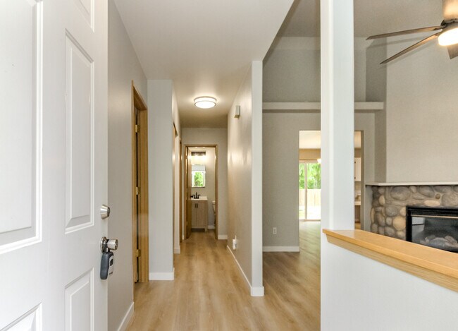 Building Photo - 25807 87th Ave Ct E