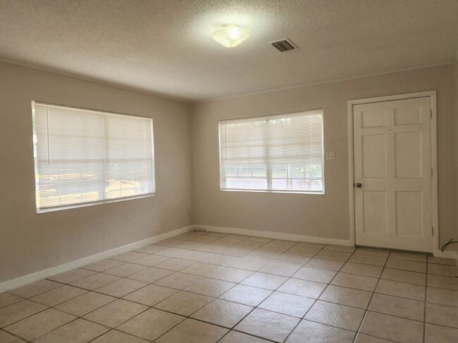Foto del edificio - Centrally Located In Gulf Shores!