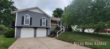 Building Photo - 205 NW Almond