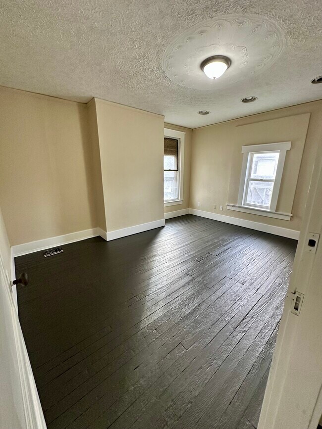 Foto del edificio - 735 Fountain Sq