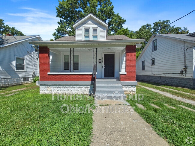 Building Photo - 1223 S 41st St