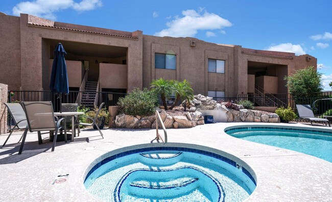 Foto del edificio - 8155 E Roosevelt St