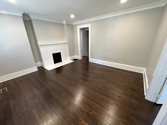 Living room - 884 Rose Cir SW