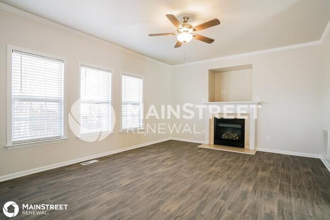 Building Photo - 137 Majestic Oak Dr