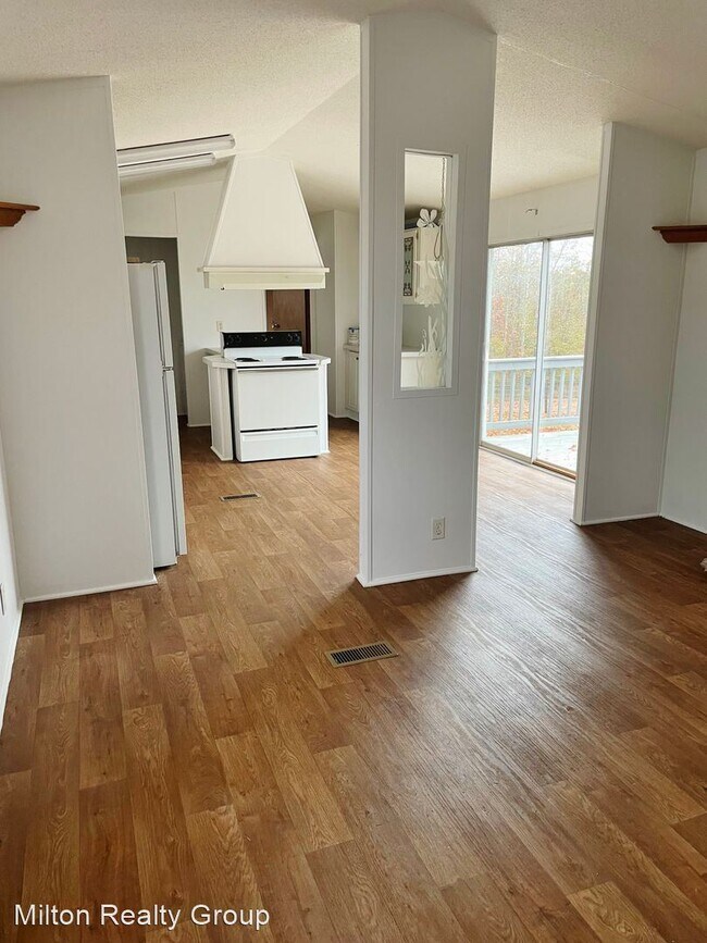 Foto del edificio - 3 br, 2 bath House - 3282 US 421 N