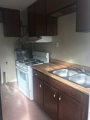 Foto del edificio - 2709 Clover Ln