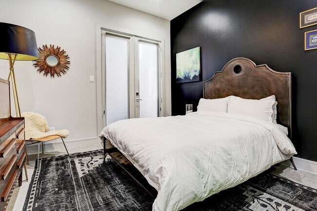 Foto del edificio - 3 Bedroom Townhome in Montrose