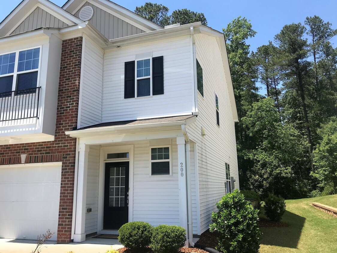 200 Traphill Dr, Morrisville, NC 27560 Townhome Rentals in Morrisville NC