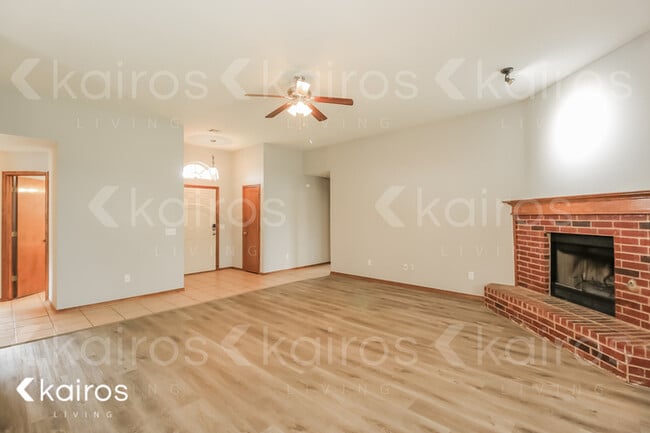 Building Photo - 2720 SE 94th Street