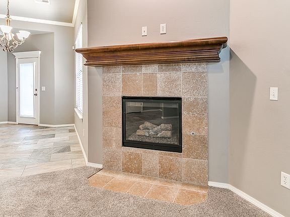 Foto del edificio - 19124 Cottonwood Ct