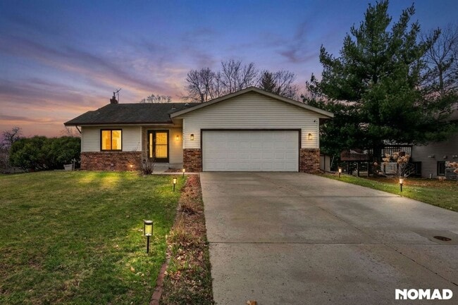 Building Photo - 7633 83rd Ave N