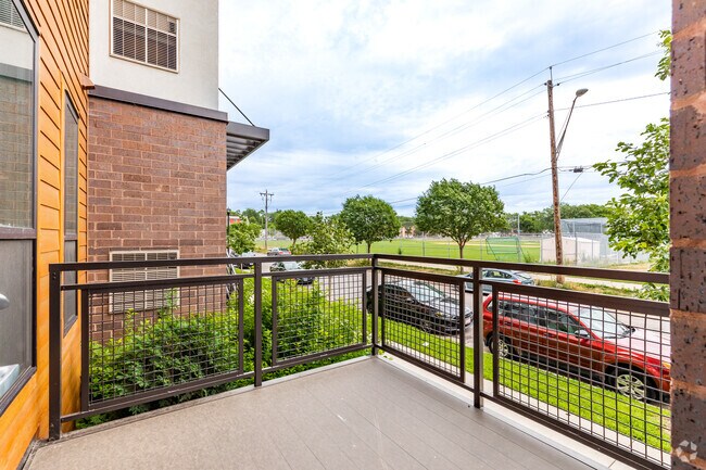 3HAB, 2BA - 1221SF - Plano C - Brook Avenue Co-op