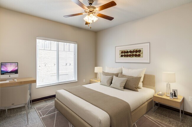 Foto del edificio - Fairway Flats