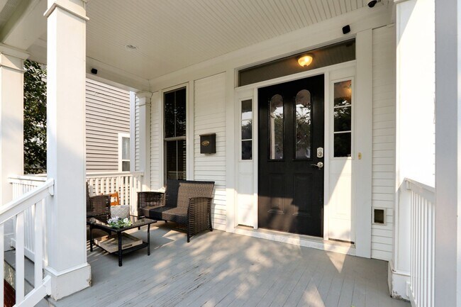 Building Photo - 961 Maltby Ave